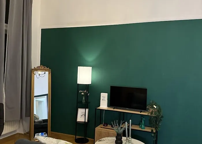 דירה Cozy - 5 Min From Main Station *