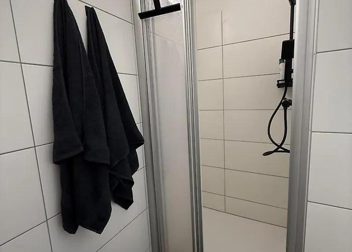 Cozy - 5 Min From Main Station *