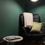 Cozy - 5 Min From Main Station *