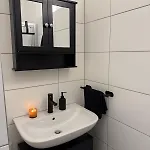 Appartement Cozy - 5 Min From Main Station *