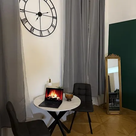 Cozy - 5 Min From Main Station