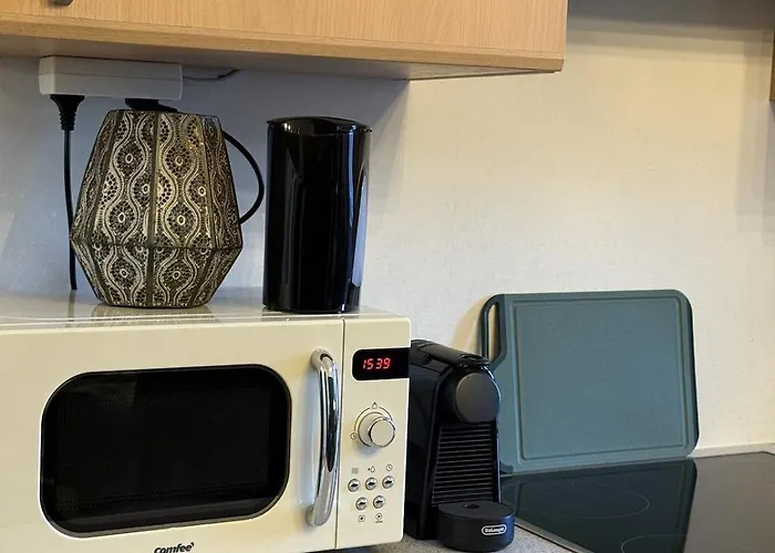 Cozy - 5 Min From Main Station Apartamento *